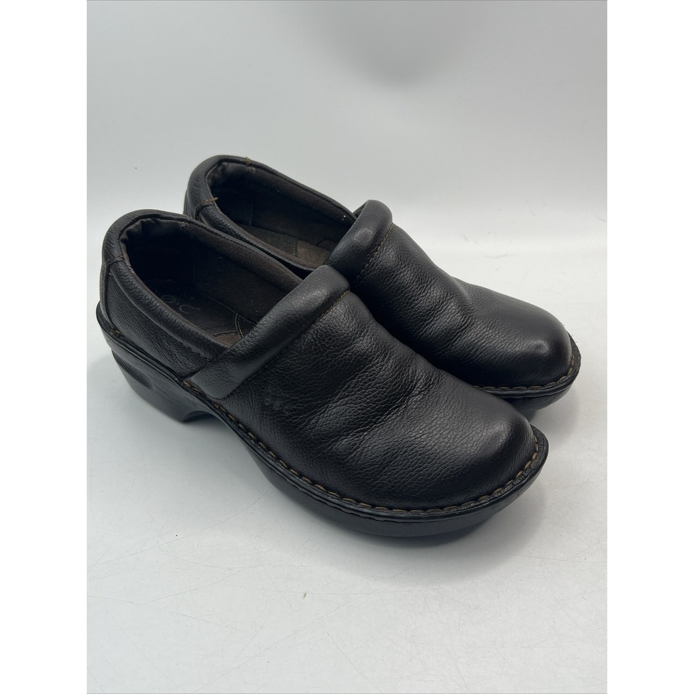 b.o.c. brown leather slip on shoes/clogs womens size 10